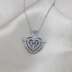Collar con Colgante de Diamante Natural Jewelspaark, 0.64 Cttw, Corte G-H, Bañado en Rodio, Plata de Ley 925, Diseño de Corazón, para Mujer, 18 - Product Image 2