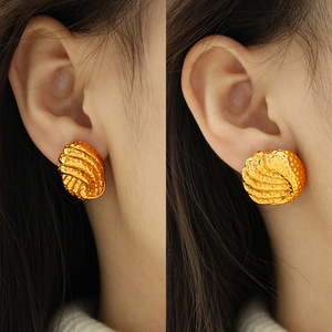 <b>Titanium</b> Steel 18k Electroplated <b>Stud</b> Earrings Gold Asymmetrical Pleated Fan Shape Minimalist Design Fashion Jewelry - Product Image 4