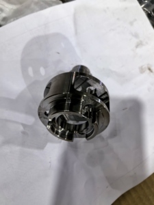 Servicio de mecanizado de precisión <span class=keywords><strong>CNC</strong></span> personalizado para piezas de latón de acero inoxidable de aluminio Fresado complejo Alambre de torneado EDM/Brochado - Product Image 3