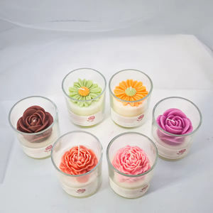 Bougie parfumée artisanale en verre avec motif floral, design personnalisé, vente en gros directe d'usine, pour la décoration de la maison - Product Image 6