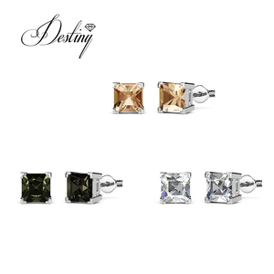 Pendientes cuadrados de princesa adornados con cristales de Swarovski Pendientes de tuerca simples Daisini de Plata de Ley 925 para mujer - Product Image 2