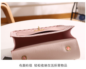 Mini sac messager personnalisé à bandoulière en stock, sac pour téléphone portable, sac à main pour femme, sac carré de luxe en laine d'agneau et PU pour l'hiver - Product Image 3