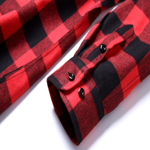 เสื้อเชิ้ตแขนยาวลำลองผ้าฝ้าย100% ใหม่ฤดูใบไม้<span class=keywords><strong>ร</strong></span>่วง OEM เสื้อเชิ้ตผ้าสักหลาดสีดำและสีแดงสำหรับผู้ชาย - Product Image 5