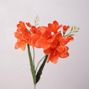 <span class=keywords><strong>Freesia</strong></span> de fleurs artificielles au toucher réel en latex de haute qualité pour la décoration intérieure - Product Image 5