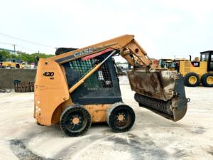 Avancé utilisé pour CASE 420 Skid Steer Loader Heavy Duty pour la construction Aménagement paysager Applications minières avec moteur à noyau - Product Image 3