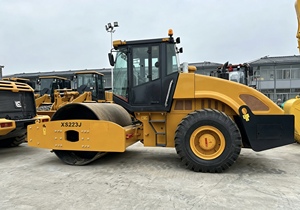 รถบดอัดดินและยางมะตอยมือสอง รุ่น XS223J ระบบไฮดรอลิกประหยัดพลังงาน ดรัมเรียบทนทานต่อการสึกหรอ - Product Image 6
