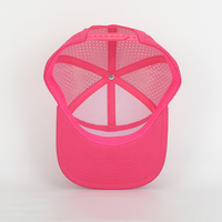 Casquette personnalisée de haute qualité à 7 panneaux en PVC avec logo découpé au laser, perforée rose vif, casquette de luxe Hip Hop à visière plate, Gorras Snapback