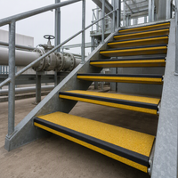 Marchepied d'escalier antidérapant en FRP avec nez de marche intégré |   Marches d'escalier en fibre de verre personnalisables pour accès industriel, service de découpe sur mesure
