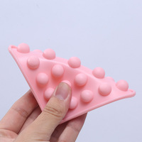 Moule en silicone rond avec couvercle pour bonbons et chocolats, qualité alimentaire, vente en gros usine Shandong ; Moule à glaçons sphériques et à pudding