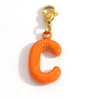 KAVNAR Farbige Orange Ballon-Buchstaben-Anhänger, Vergoldeter Edelstahl, Schmuckzubehör für Ästhetische DIY-Schmuckherstellung