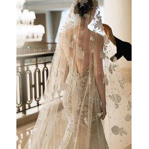 ब्राइडल फैंसी 3 डी फूलों की वील्स गर्म बिक्री अच्छी तरह से शिल्प की दुल्हन परी सफेद कढ़ाई वाली दुल्हन परी सफेद कढ़ाई वाली शादी का घूंघट - Product Image 3