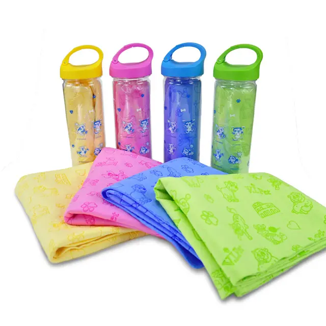 Serviette de nettoyage pour les yeux des animaux de compagnie, en microfibre, avec poche