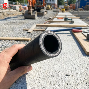 Tuyau hydraulique <span class=keywords><strong>flexible</strong></span> de qualité supérieure 1/4 pouce <span class=keywords><strong>3</strong></span>/<span class=keywords><strong>8</strong></span> "   Tuyau de carburant en caoutchouc noir 500 PSI, basse pression, tressé textile - Product Image 2