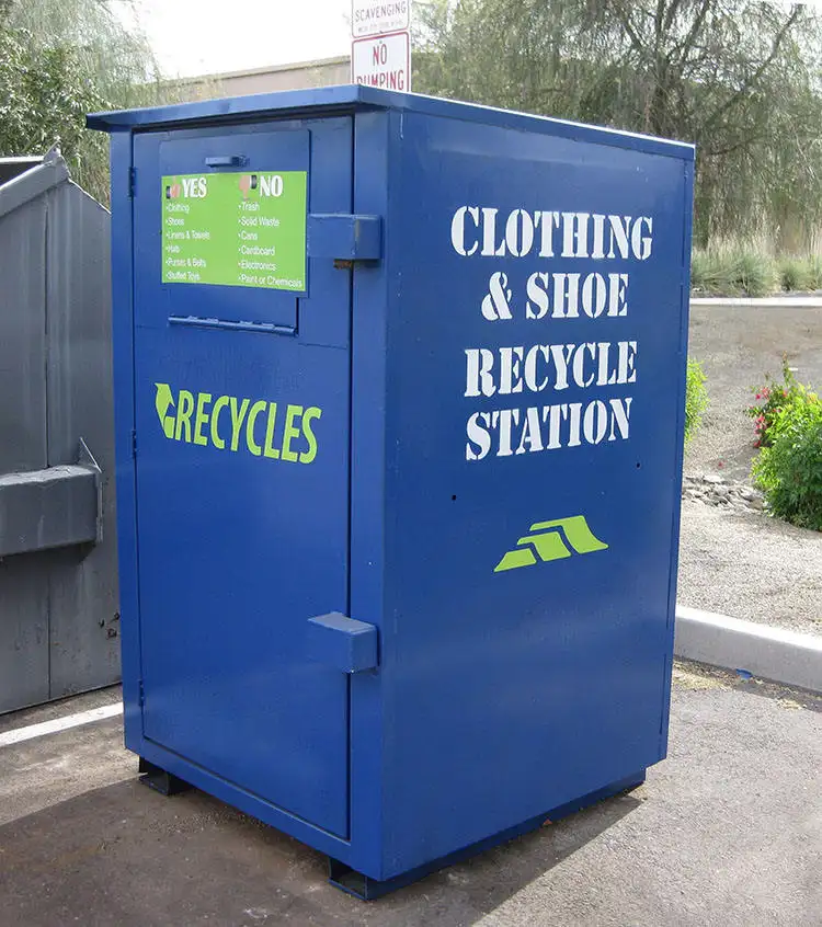 Stalen Recyclingbak Kleding Donatie Drop Box Kleding Bank Staal Recycling Bin Kleding Donatie Drop Box Kleding Bank