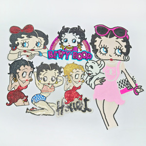 Parche de bordado de lentejuelas ecológico con diseño de dibujos animados para niñas, <span class=keywords><strong>Betty</strong></span> con un perro, 100% algodón, con reverso termoadhesivo. - Product Image 1