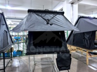 Carpa de techo triangular de aluminio con techo rígido premium para acampar, viajar en todoterreno, aventuras al aire libre.