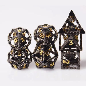 لعبة أحجار النرد السوداء والراتنج بالجملة بالجملة ، أحجار النرد السوداء متعددة السطوح من البلاستيك والمعادن ، مجموعة النرد متعددة السطوح - Product Image 2