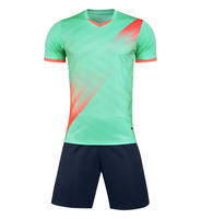 Nouvelle saison uniforme de football de haute qualité Sublimation respirant maillot de football classique en maille de grande taille