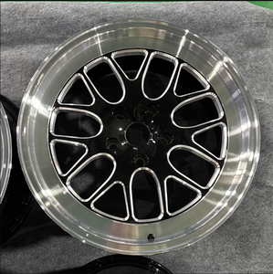 ล้อแม็กซ์ Beadlock ขอบขัดเงา ขนาด 15-26 นิ้ว 5x114.3 5x130 6x139.7 5x120 สำหรับรถยนต์นั่งส่วนบุคคล รุ่น C8 สำหรับรถเบนซ์ - Product Image 1