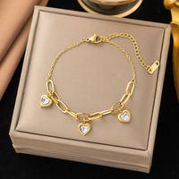 Bracelet en acier inoxydable pour femme plaqué or 18 carats - Chaîne polyvalente, simple et unique avec bracelet en perles en forme de cœur