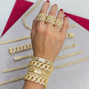 YNJU <span class=keywords><strong>925</strong></span> <span class=keywords><strong>argento</strong></span> Sterling 18k oro elegante Per <span class=keywords><strong>grammo</strong></span> pavé anello a catena di diamanti cubani - Product Image 3