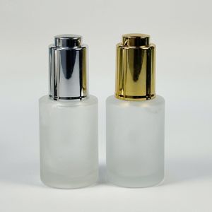 15ml 30ml 2oz personnalisé prix <span class=keywords><strong>de</strong></span> gros cylindre bouton-poussoir flacons en verre compte-gouttes pour l'huile essentielle <span class=keywords><strong>de</strong></span> <span class=keywords><strong>barbe</strong></span> cheveux - Product Image 1