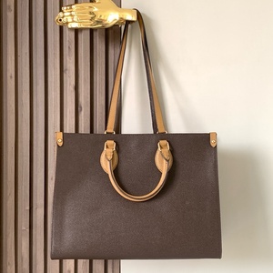 Túi tote đặt làm riêng in logo cá nhân dành cho nữ, túi xách da hàng hiệu, túi da thiết kế đặt làm riêng, bán buôn túi da - Product Image 1