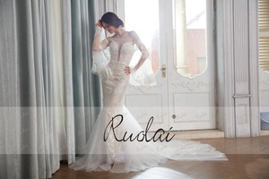 Abiti <span class=keywords><strong>da</strong></span> <span class=keywords><strong>sposa</strong></span> a sirena in pizzo con perline sul retro e maniche lunghe a campana Sexy PWD-H1148 - Product Image 3