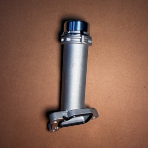 Raccordo Tubo Flessibile in Alluminio per Liquido di Raffreddamento Motore OE 11127810707 7810707 per <span class=keywords><strong>BMW</strong></span> Serie 1234567 <span class=keywords><strong>X1</strong></span> X3 X4 X5 X6 - Product Image 4