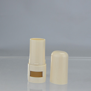 Etiqueta con logotipo personalizado Envase de plástico Envase cosmético Protección al aire libre <span class=keywords><strong>Desodorante</strong></span> de algodón Protector solar Stick para el cuidado de la piel - Product Image 1