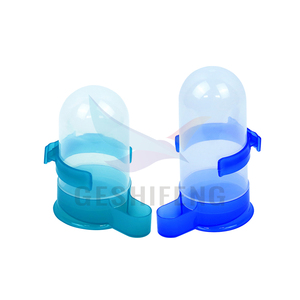 Venta al por mayor <span class=keywords><strong>de</strong></span> fábrica jaula para pájaros comedero colgante PP comedero para pájaros para <span class=keywords><strong>canarios</strong></span> loro - Product Image 1