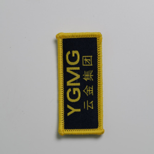 Patch en tissu tissé brodé écologique de haute qualité avec adhésif thermocollant pour manteaux - Product Image 2