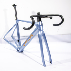 700c*28c Hot Sale Cheap Thru Axle Direct Mount Disc Carbon Fiber Gloss/Matte Light Weight Road Bike Frameset Adult C04 700c City - Product Image 5