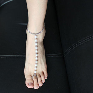 महिलाओं के फैशनेबल चमकदार क्रिस्टल पैर की अंगूठी के साथ सोने की चांदी की चूड़ी नंगे पैर के गहने - Product Image 1