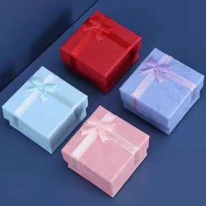 4*4*3cm Nouveau Designer Carré Bowknot Colorful Paper Elegant Wedding Rings Jewelry Box Gift Package - Product Image 2