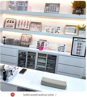 Table de manucure professionnelle haut de gamme Yicheng Beauty, bureau de manucure moderne pour spa de luxe avec tiroirs