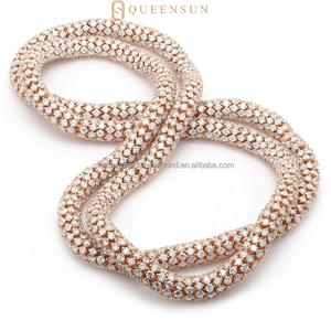 Collana a serpente QUEENSUN da donna in <span class=keywords><strong>oro</strong></span> giallo 18 <span class=keywords><strong>carati</strong></span> con pavé completo di diamanti coltivati in laboratorio da 35 <span class=keywords><strong>carati</strong></span> - Gioiello raffinato a fascia avvolgente - Product Image 2