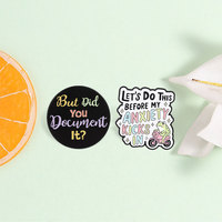 Badge en émail duo avec slogan anti-anxiété pour veste, sac ou revers