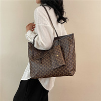 Sac à main pour femme de luxe léger tendance, grand sac d'été de haute qualité, grande capacité, pour le travail, polyvalent, à porter à la main