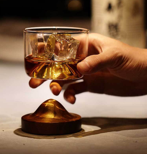 Verre à liqueur en forme <span class=keywords><strong>de</strong></span> montagne domestique créatif avec base en bois pour <span class=keywords><strong>whisky</strong></span> et vin pour les fêtes <span class=keywords><strong>de</strong></span> bar - Product Image 4