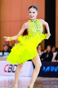 ヴェニースタイル ラテンダンスドレス スパンデックス/コットン製 テーラードラインストーンフリンジデザイン サルサパフォーマンスコスチューム 女性用 ステージ衣装 - Product Image 4