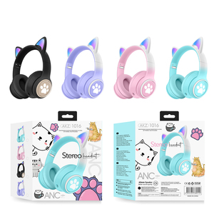 Casque sans fil LED Glare System confortable avec oreilles de chat, son stéréo, annulation active du bruit et éclairage RGB pour DJ - Product Image 5