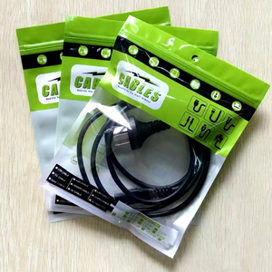Sacs refermables à fermeture éclair imprimés sur mesure, à trois soudures latérales, transparents, avec trou de suspension pour l'emballage d'accessoires USB et de téléphones - Product Image 3