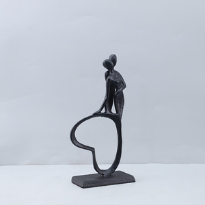 伊芙琳金属浪漫铸铁情侣桌面抽象彩绘雕像爱情主题情侣雕塑心形装饰摆件 - Product Image 4