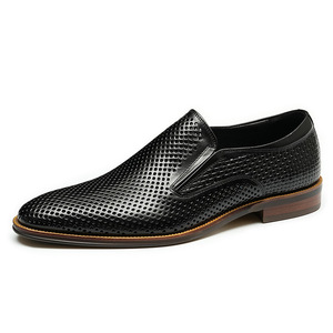 Zapatos Oxford de punta para hombre de alta calidad, sandalias de cuero genuino transpirables, modernas, para exteriores, ligeras y antideslizantes. - Product Image 1