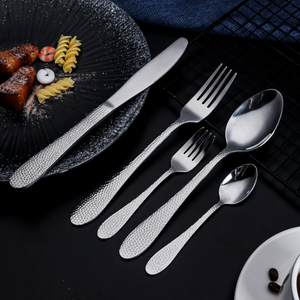 DFJY Nouveauté Mode Spéciale – Couverts en Acier Inoxydable à Manche Martelé : Couteau de Table, Couteau à Steak, Fourchettes de Table, Fourchettes à Dessert – Personnalisables - Product Image 4