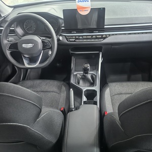 2025 mô hình geely của thế hệ thứ tư emgrand tiết kiệm nhiên liệu nhỏ gọn Sedan Coupe da với tầm nhìn nghệ thuật mới của Trung Quốc - Product Image 5