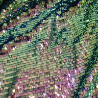 Haute Qualité Personnalisé Mode Flash Polyester Broderie 9mm Abricot Rectangle Flip Long Sequin Net Tissu pour Vêtements par la Cour