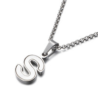Collier en acier titane pour femme, style coréen simple et élégant, avec pendentif lettre anglaise en forme de coquille, chaîne de clavicule, bijoux de mode européenne