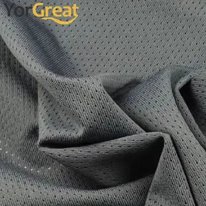 Amostra grátis tecido de fibra química do poliéster no verão tecido de poliéster na primavera e verão para desgaste esportes